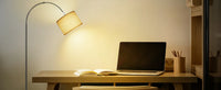Lampadaire d'angle avec abat-jour en lin