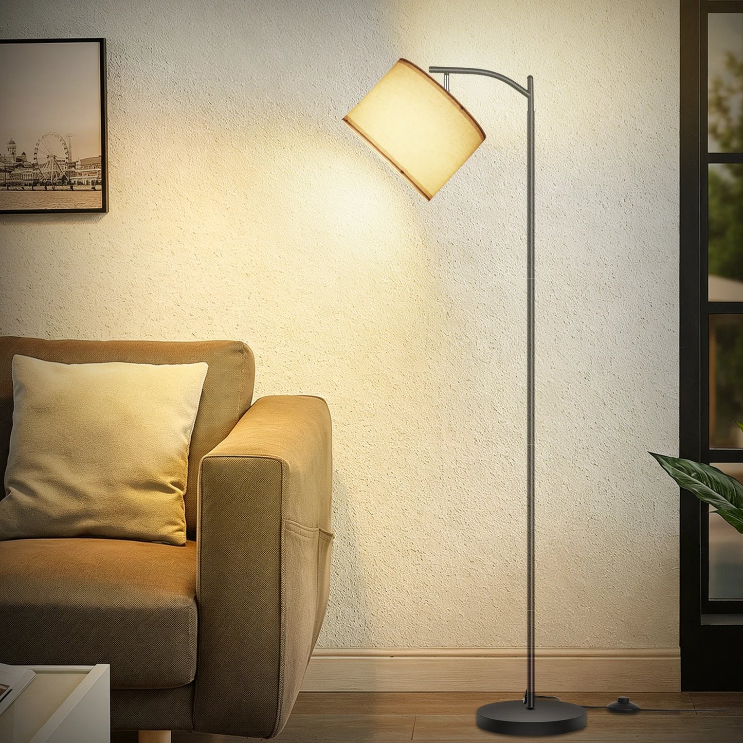 Lampadaire d'angle avec abat-jour en lin