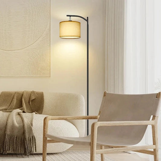 Lampadaire d'angle avec abat-jour en lin